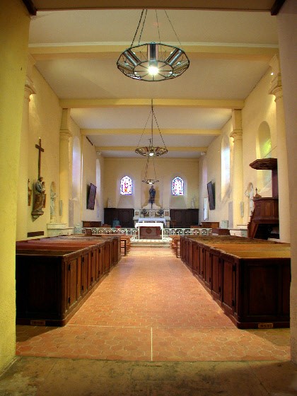 intérieur église