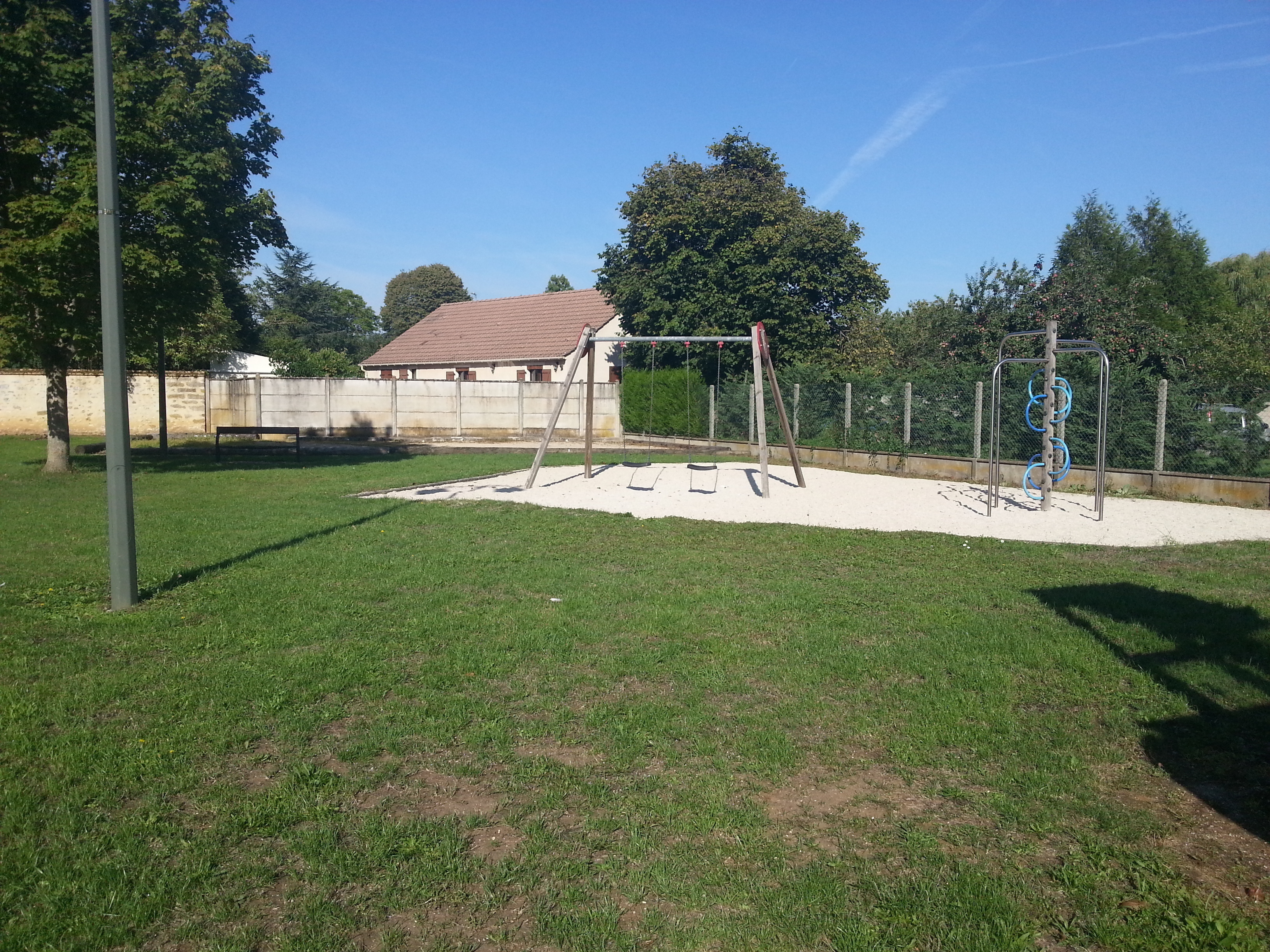 Aire de jeux rue Grande 2